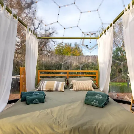 Folia Natural Experience *